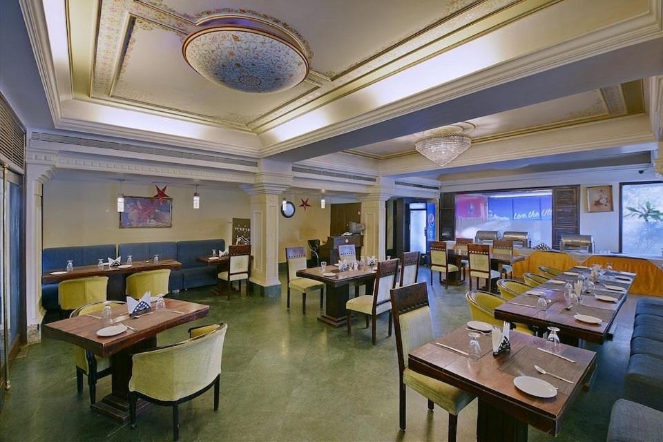 Hotel Empire Regency Dźajpur Zewnętrze zdjęcie