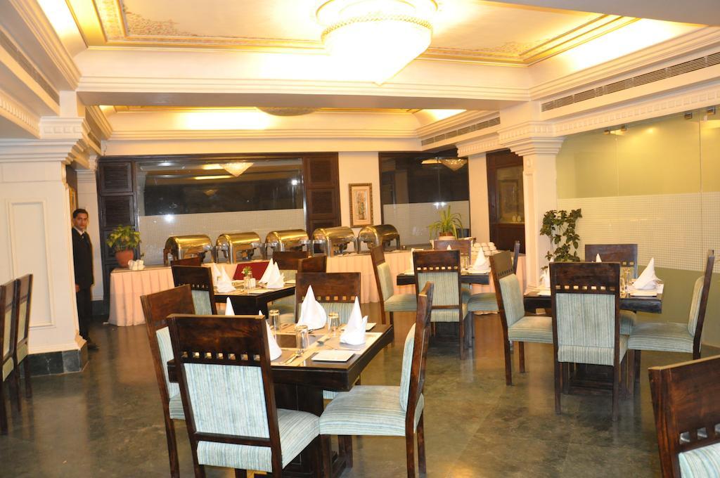 Hotel Empire Regency Dźajpur Zewnętrze zdjęcie