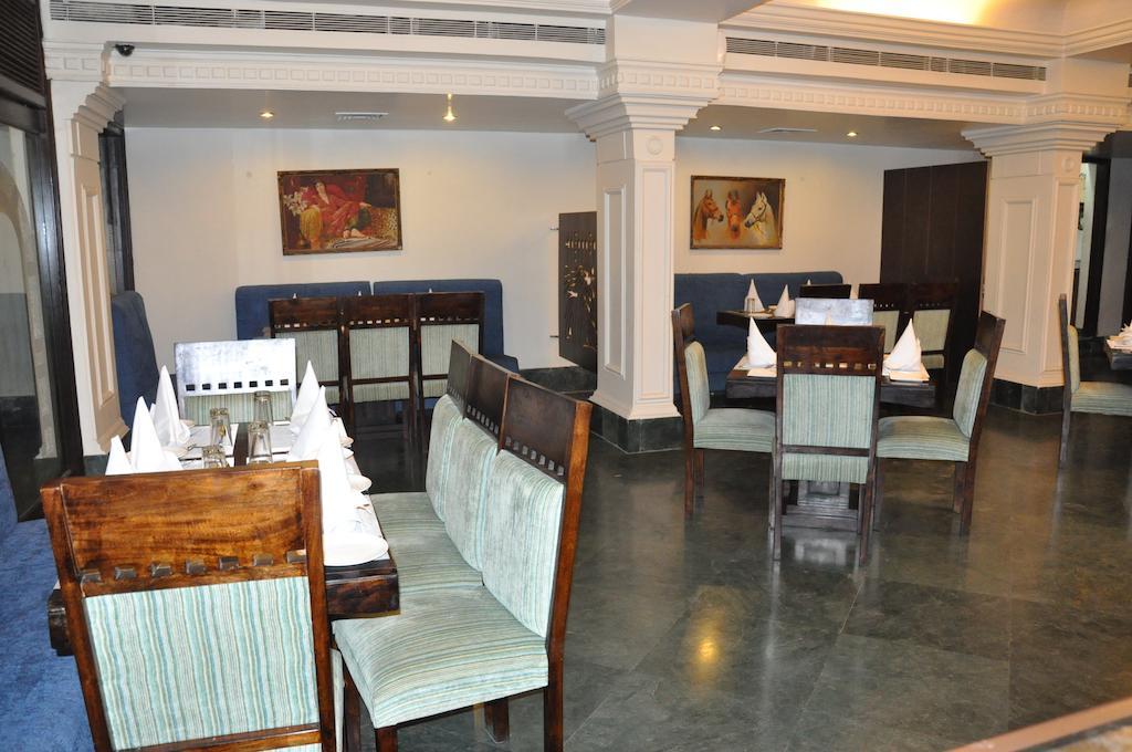 Hotel Empire Regency Dźajpur Zewnętrze zdjęcie
