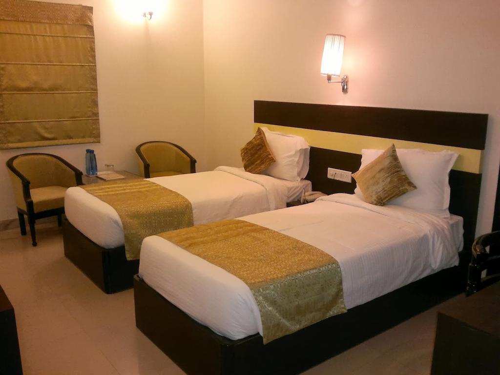 Hotel Empire Regency Dźajpur Zewnętrze zdjęcie
